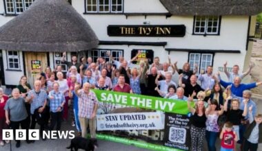 Headlines: 'Fight for pub' and 'boa constrictor found' - BBC