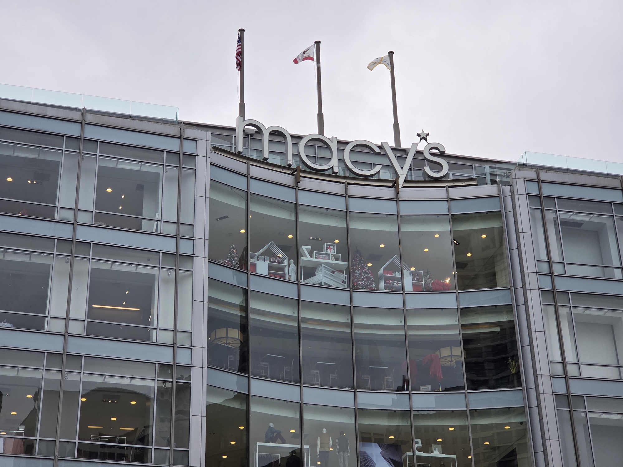 Macys by Galaxy S25 Plus