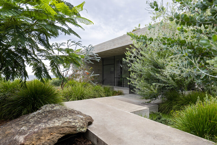 Bunkeren House / James Stockwell Architect  - Image 1 of 21