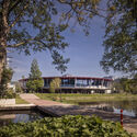 © Stijn Bollaert Leiden University Lecture Hall / Civic Architects - Exterior Photography, Waterfront