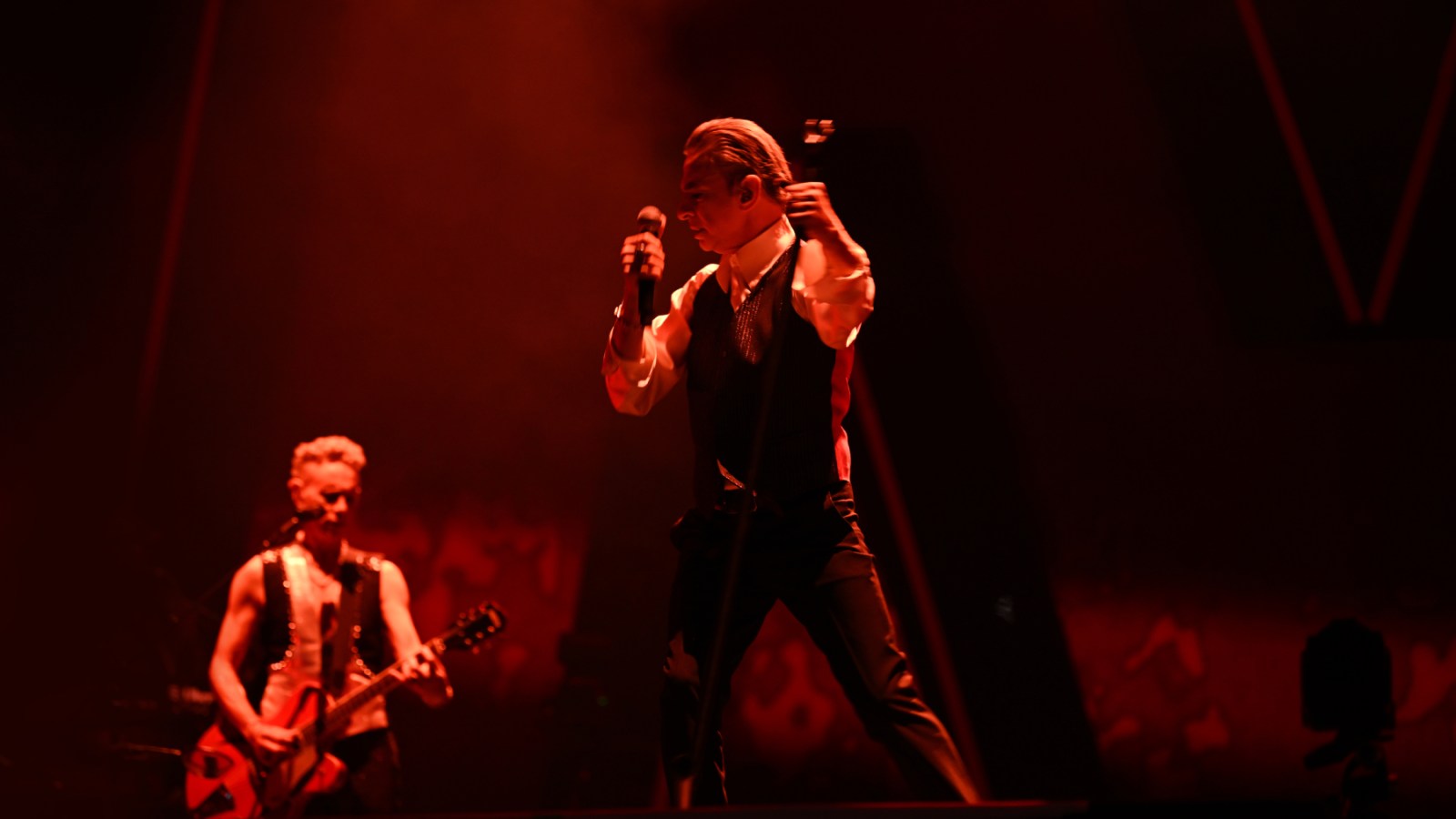 Depece Mode Add Unreleased 'Memento Mori' Tracks to Live Album