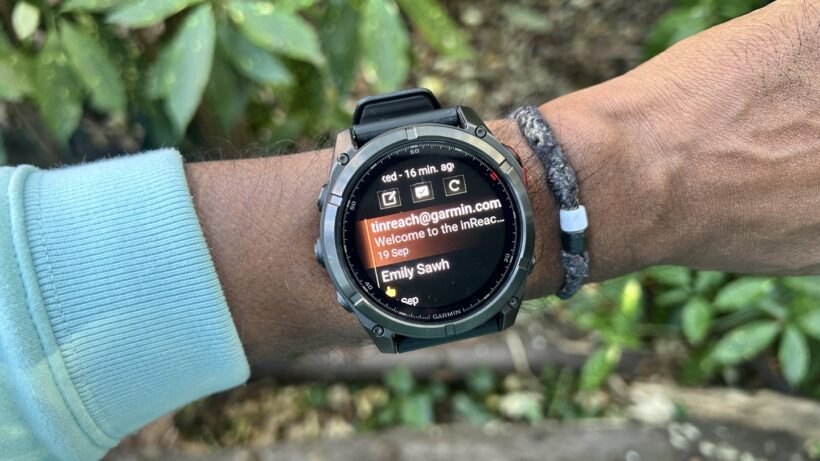 Garmin Fenix 8 Pro MicroLED Garmin Messenger app