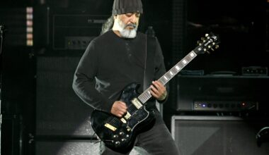 Soundgarden's Kim Thayil Announces New Memoir 'A Screaming Life'