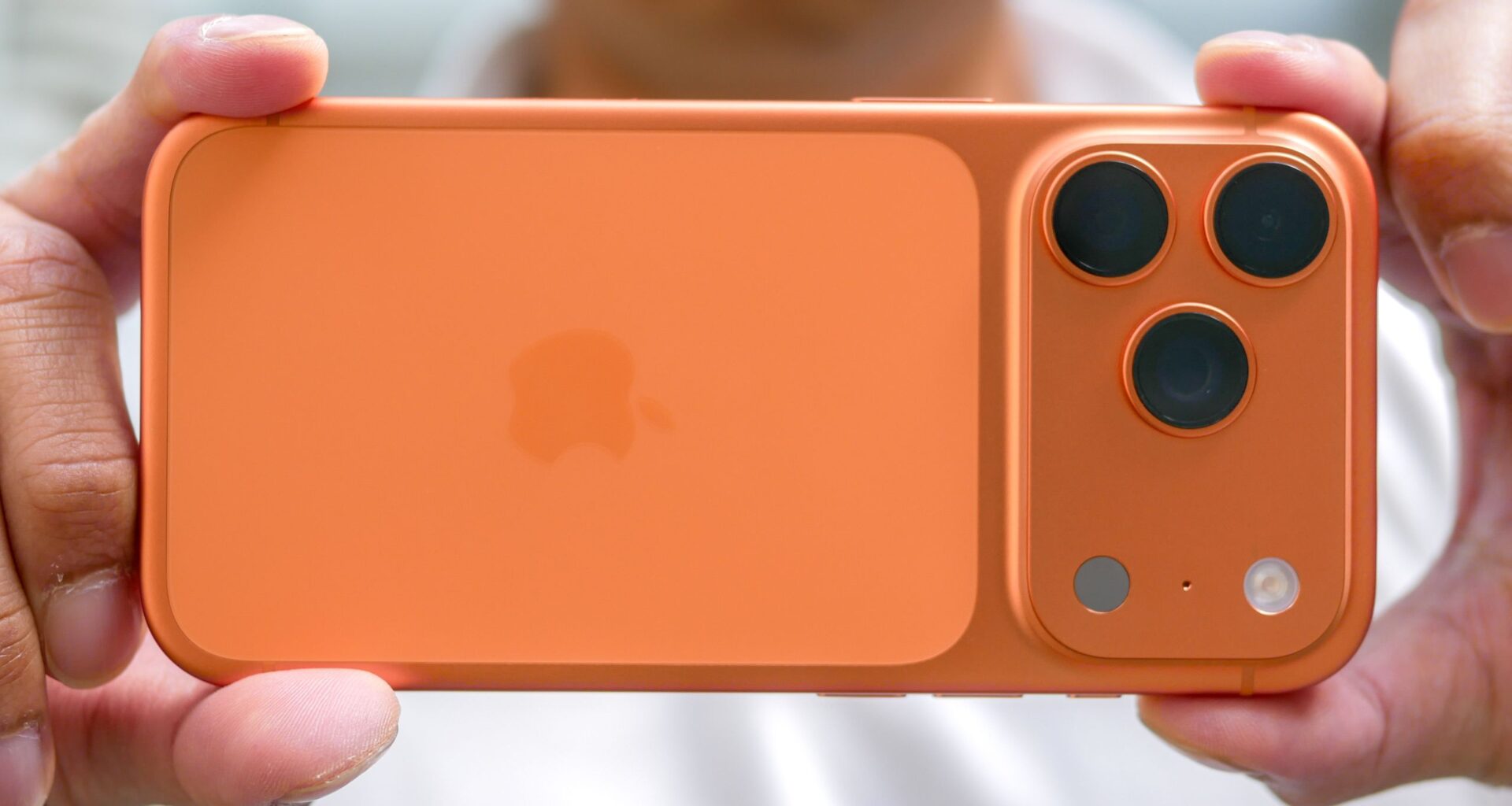 I've been using the iPhone 17 Pro for a month — what I like (and what I don't)