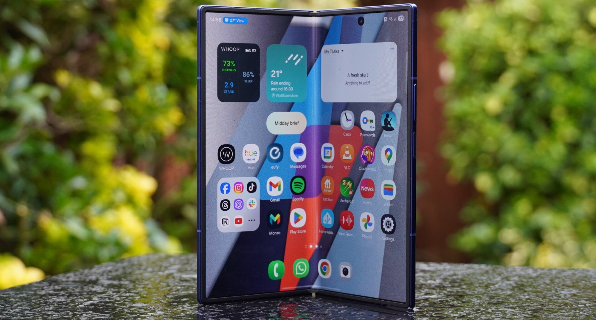 Get Samsung’s Fold 7 foldable with 100GB data for £40 a month