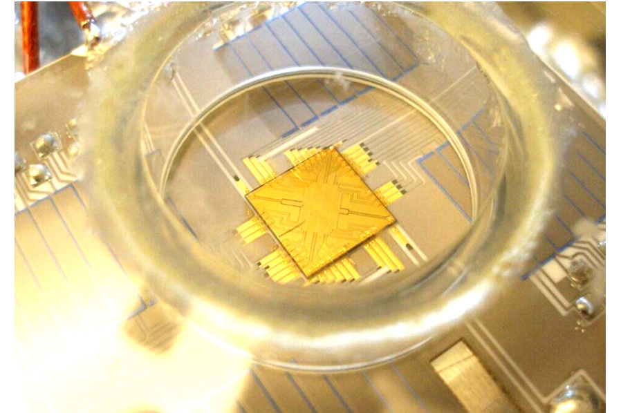 Process and Control Today | Spectrum Instrumentation, DDS technology enables microwave ion control for quantum computing