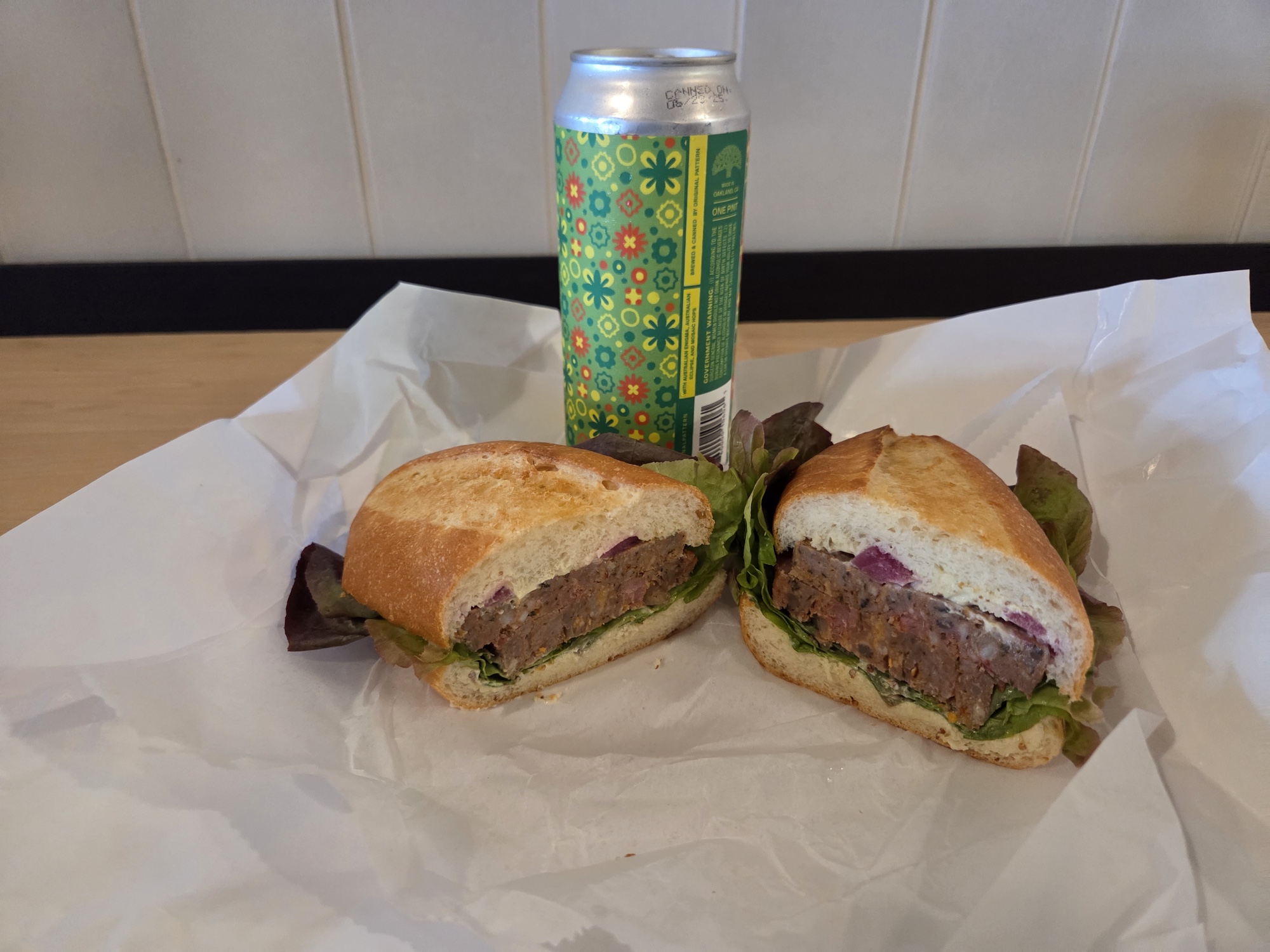 Meat loaf sandwich shot by Galaxy S25 Plus