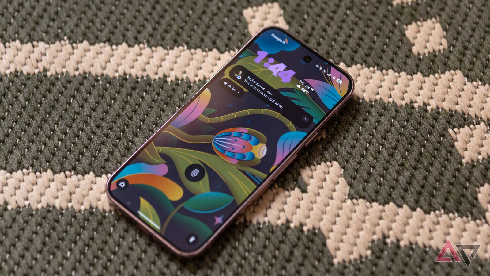 Android 16 QPR2 Beta 3.2 lands with long-awaited lock screen bug fix