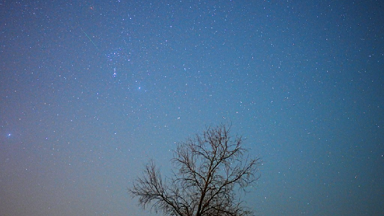 The Orionid meteor shower lights up autumn skies - news.cgtn.com