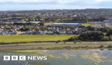 Poole flood defence construction delayed until 2026