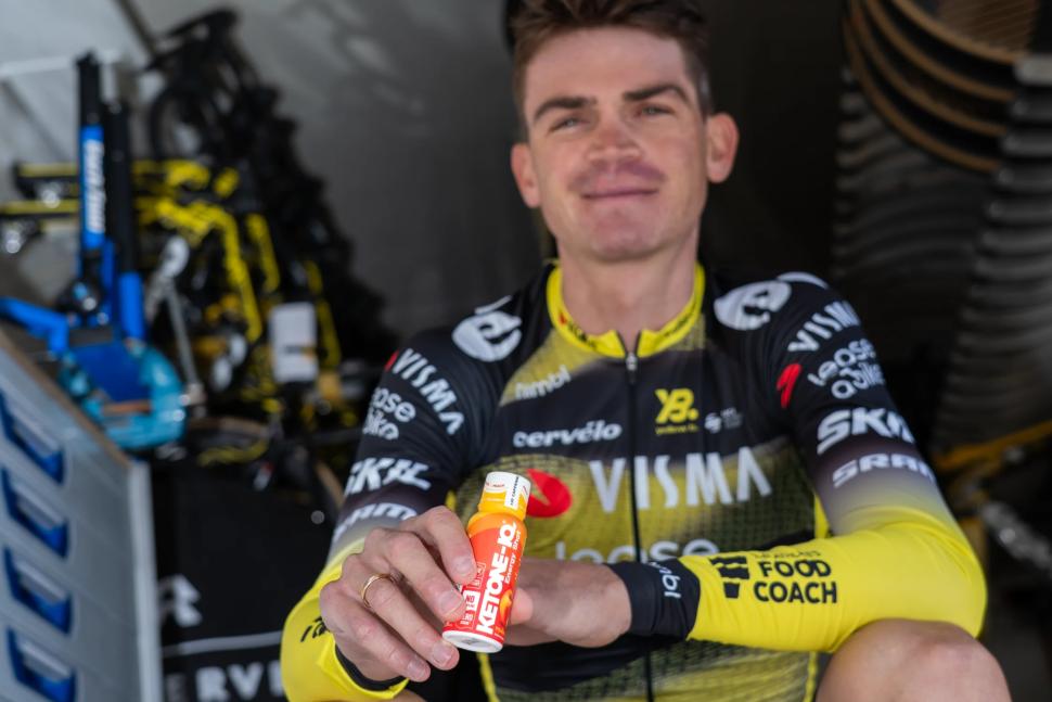 Sepp Kuss and Visma-Lease a Bike ketone product