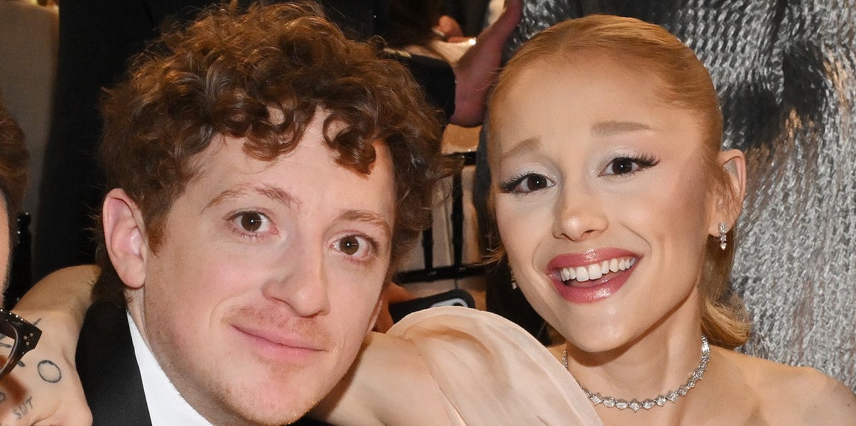 Source Calls Ariana Grande and Ethan Slater’s Relationship “Toxic”