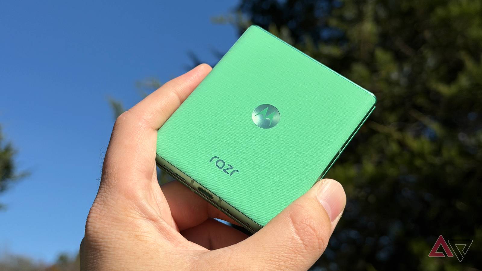If you’re not buying a Motorola Razr 2025 for $50, you’re doing it wrong