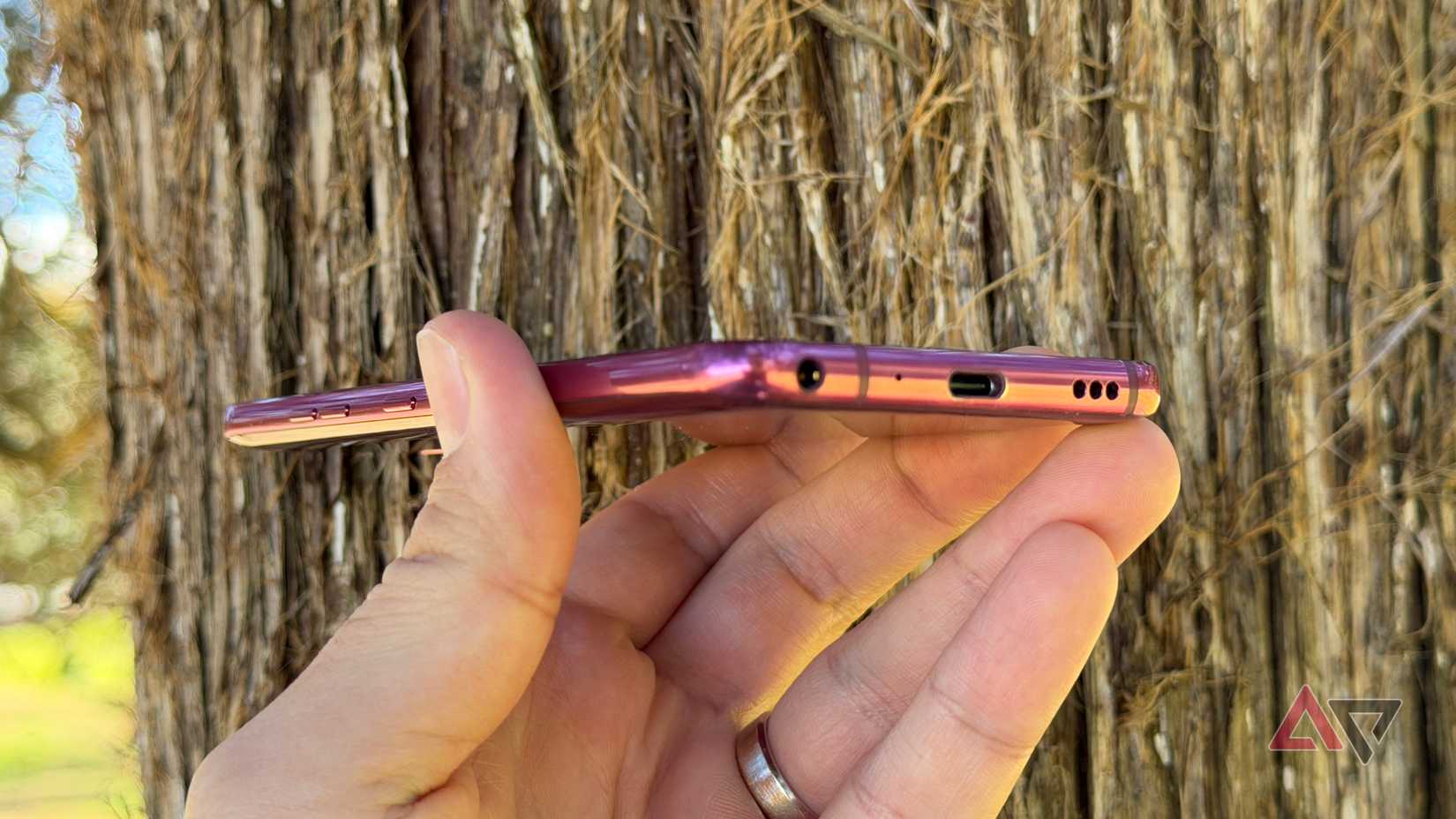 3.5mm headphone jack on the LG G7