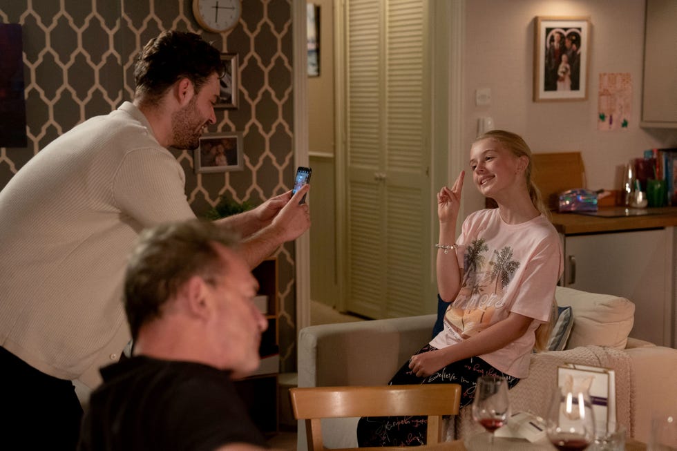 lexi mitchell, johnny carter, eastenders