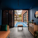 Mahogany House / R ARCHITECTURE - Exterior Photography, Door, Brick