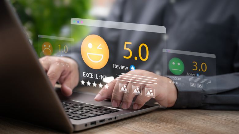 Person giving 5-star rating