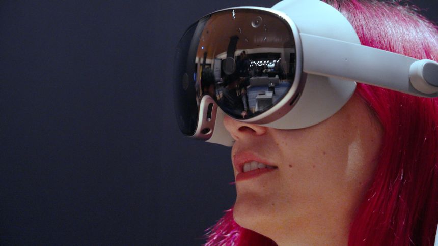 Samsung's Galaxy XR headset is Android's answer to the Apple Vision Pro.