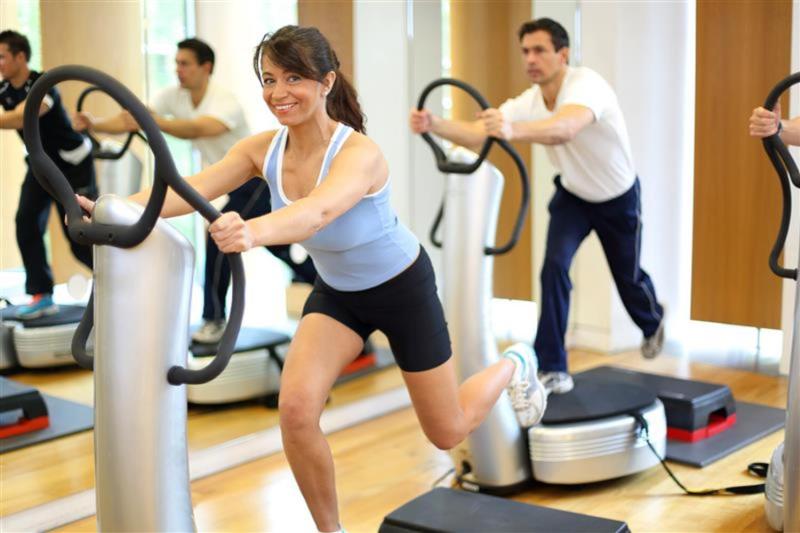 Workout class using vibration plates.