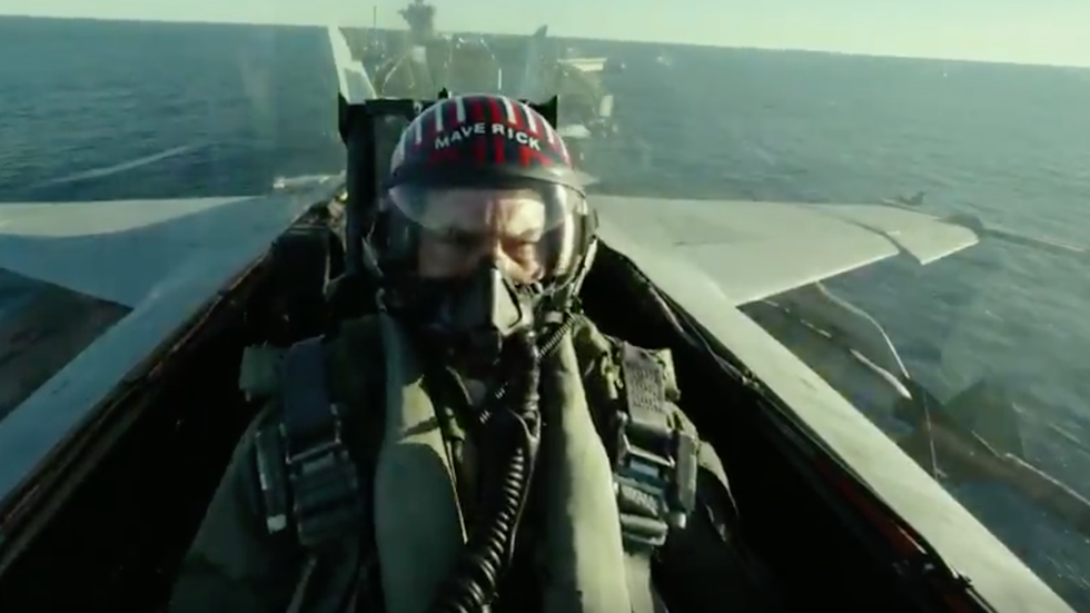 tom cruise in top gun maverick