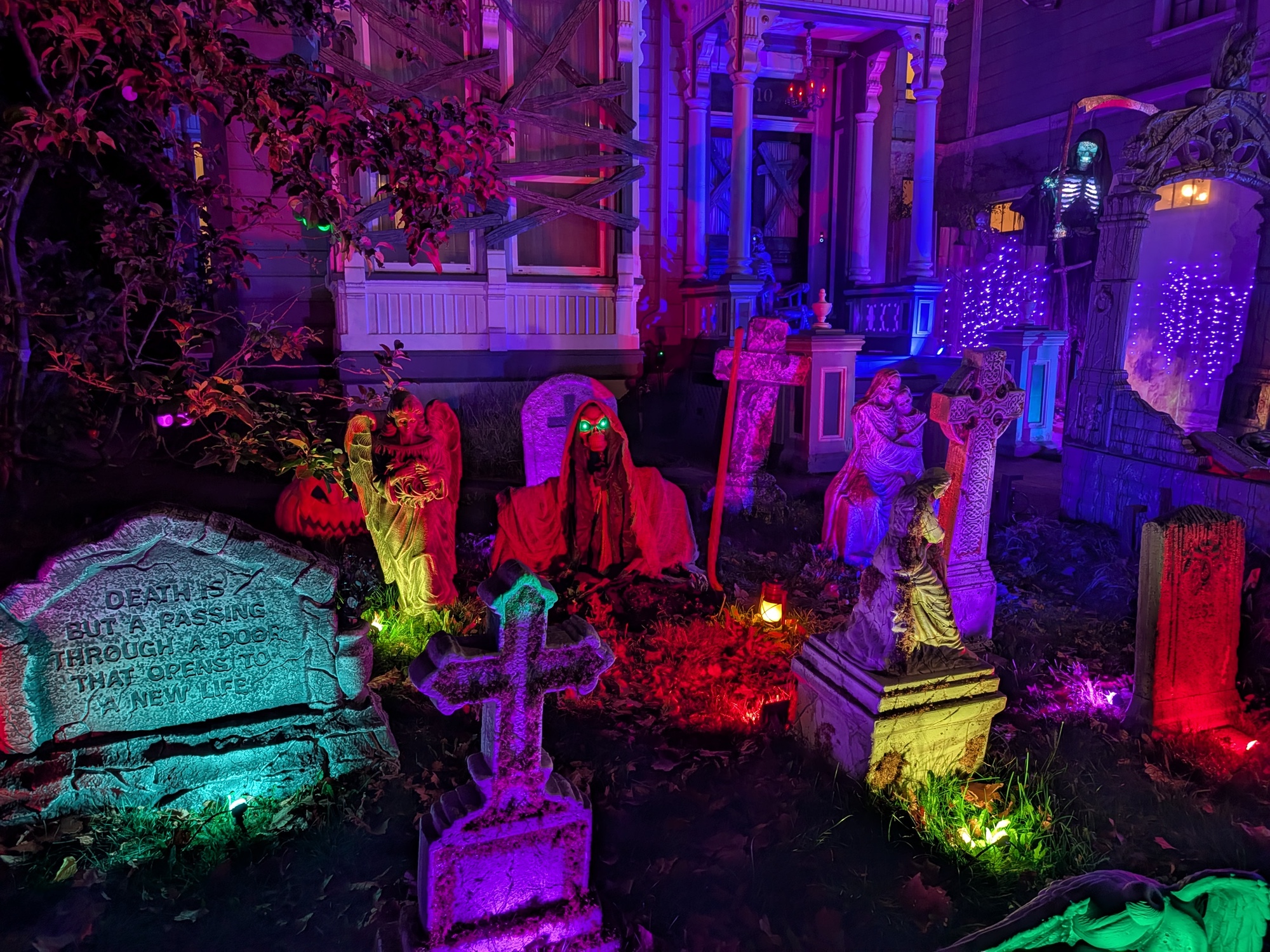 multicolor graves by Pixel 10 Pro
