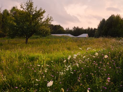 House & Villa (Rural/Coastal) Winner supported by GROHE: Ridge House by Superkül in Grey County, Ontario, Canada. Image credit: doublespace photography