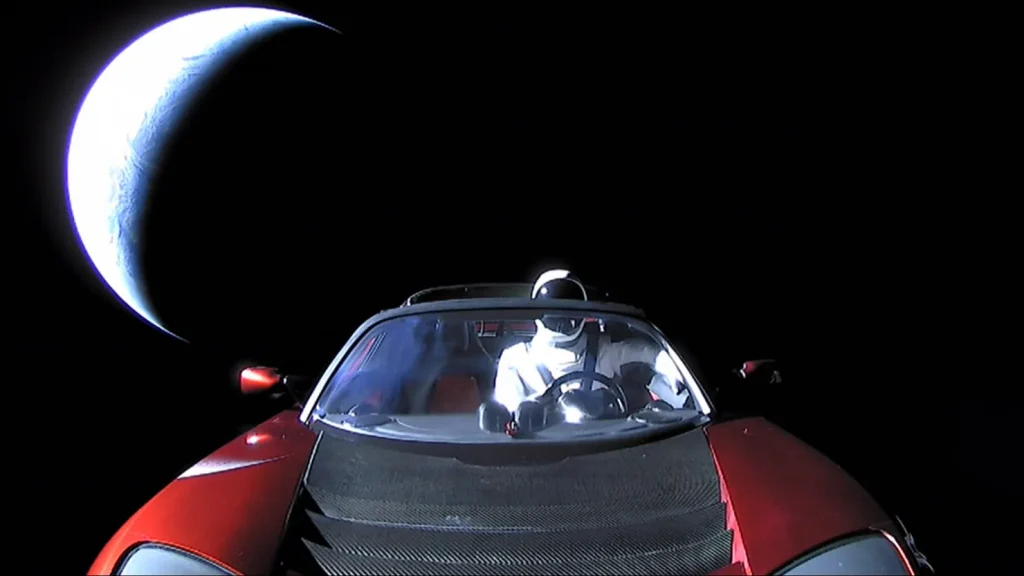 Amateur astronomer spotted Elon Musk's Tesla Roadster in space and thought our planet was in immediate danger