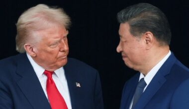 Stock set to win from thaw in China-U.S. relations, Amazon's AI project