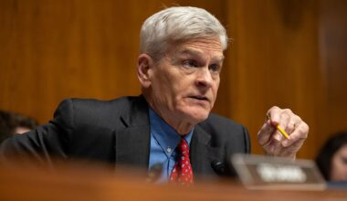 Replace ACA tax credits with HSAs: Sen. Bill Cassidy