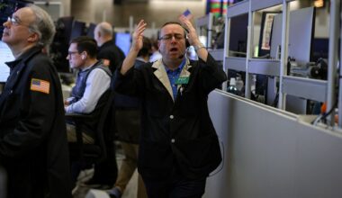 Markets could face 'everything bubble' as selloff rages on