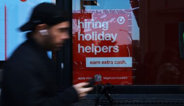 Consumer confidence hits lowest point since April as job worries grow