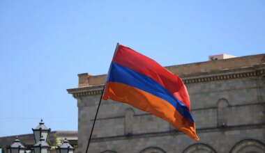 The unusual diplomatic visit and the tensions behind the scenes