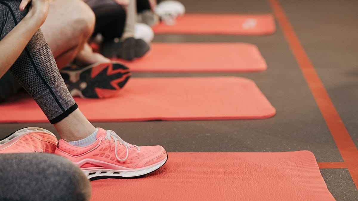 Healthy diet and exercise may reduce harmful belly fat, UK study finds