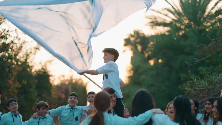 What is the name of the new Bnei Akiva 'Shevet'?