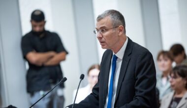 Levin Faces Tight Court Limits in Picking Supervisor for Probe of Military Prosecutor