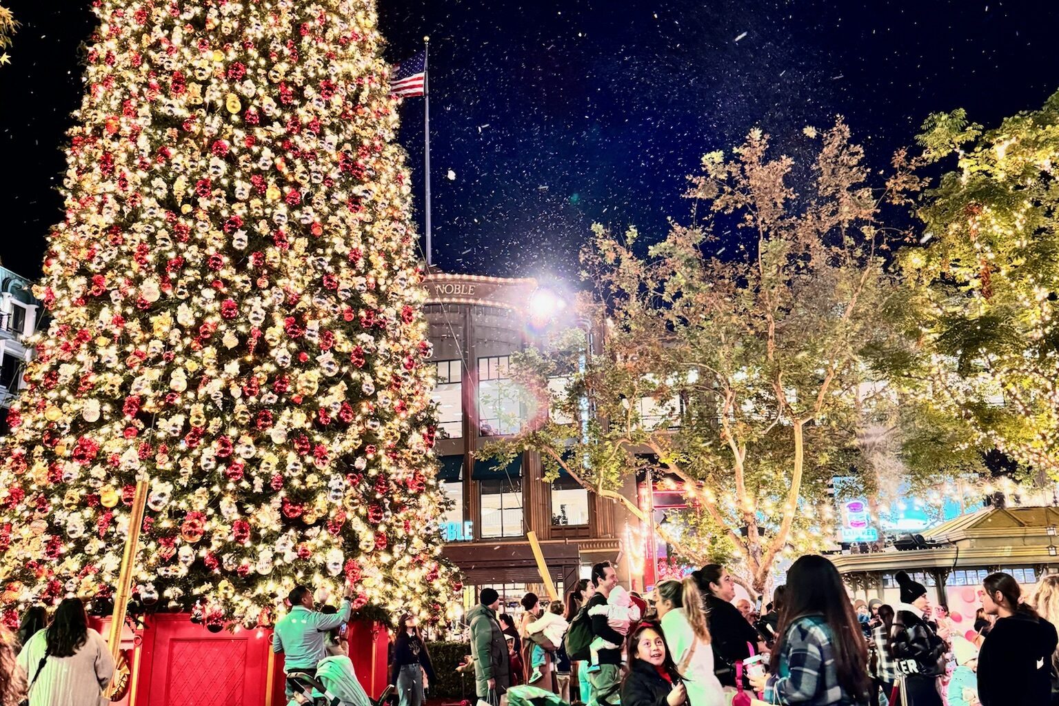 Jellycat Ski Club is Now Open in L.A.