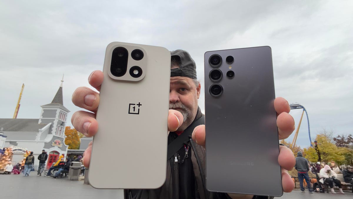 I took 500 photos with Samsung and OnePlus' flagship phones at Six Flags - and it's a close one