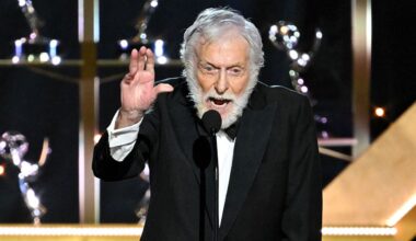 'Mary Poppins' star describes physical challenges and struggles as he nears 100