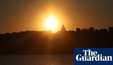 ‘Damned if we do but completely stuffed if we don’t’: heatwaves will worsen longer net zero is delayed | Climate crisis