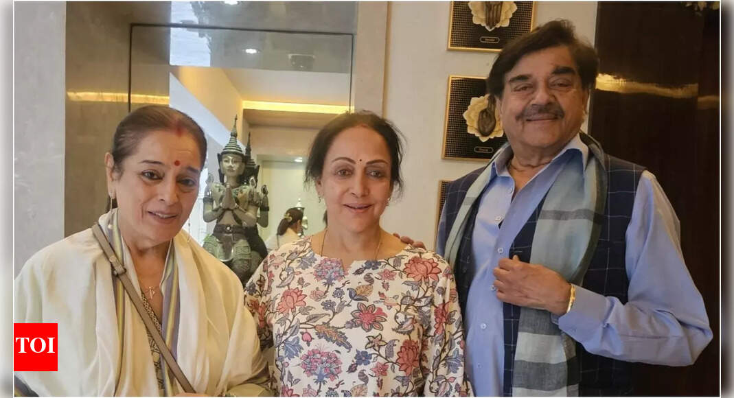 Shatrughan Sinha and wife Poonam visit Hema Malini to check on Dharmendra's health after Hospital discharge |