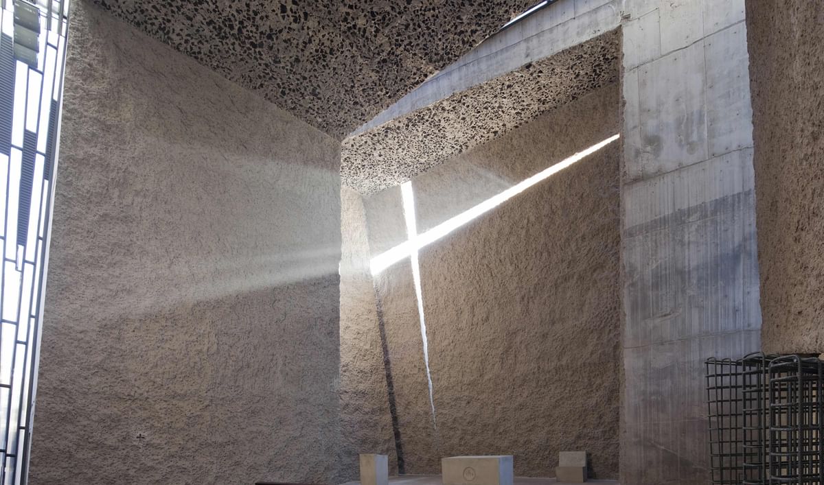 World Building of the Year 2025 awarded to minimalist concrete church by Fernando Menis | News