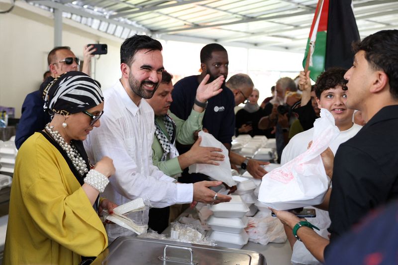 Mamdani seeking Nehru in a divided world