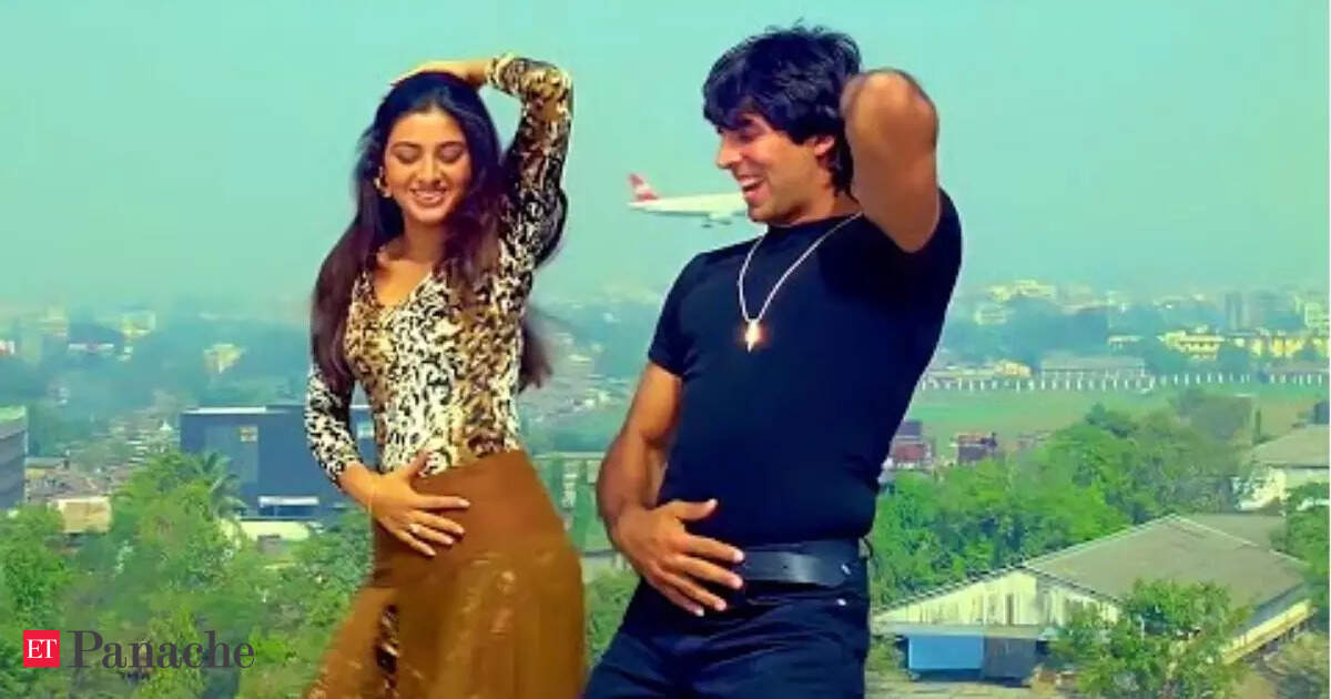 Akshay Kumar's heroine shares his fitness secret: 'He still wakes up at...'