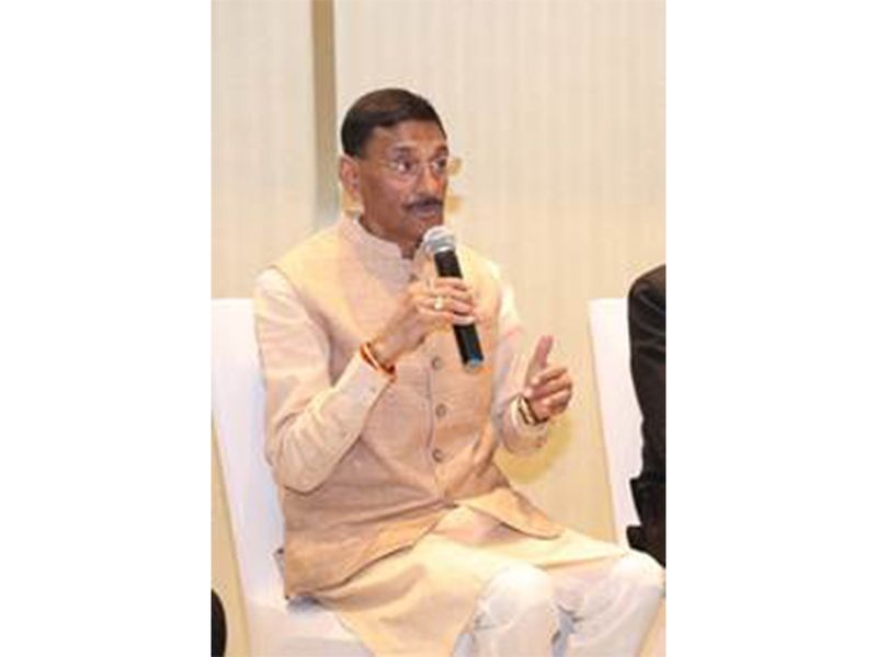 MoS Defence Seth chairs Industry Roundtable on Day-2 of his Dubai visit