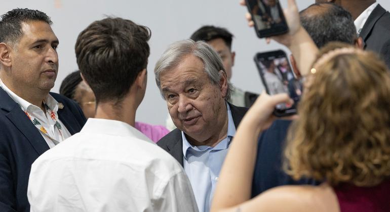 Participants during UN Secretary-General António Guterres’s Youth Roundtable at COP30 in Belém, Brazil. Participants during UN Secretary-General António Guterres’s Youth Roundtable at COP30 in Belém, Brazil.