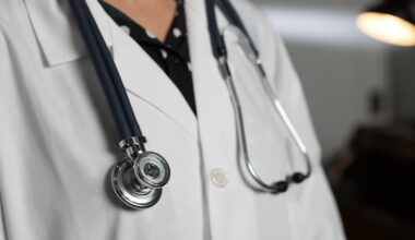 New deal with N.B. doctors offers incentives for collaborative care, timely access, province says