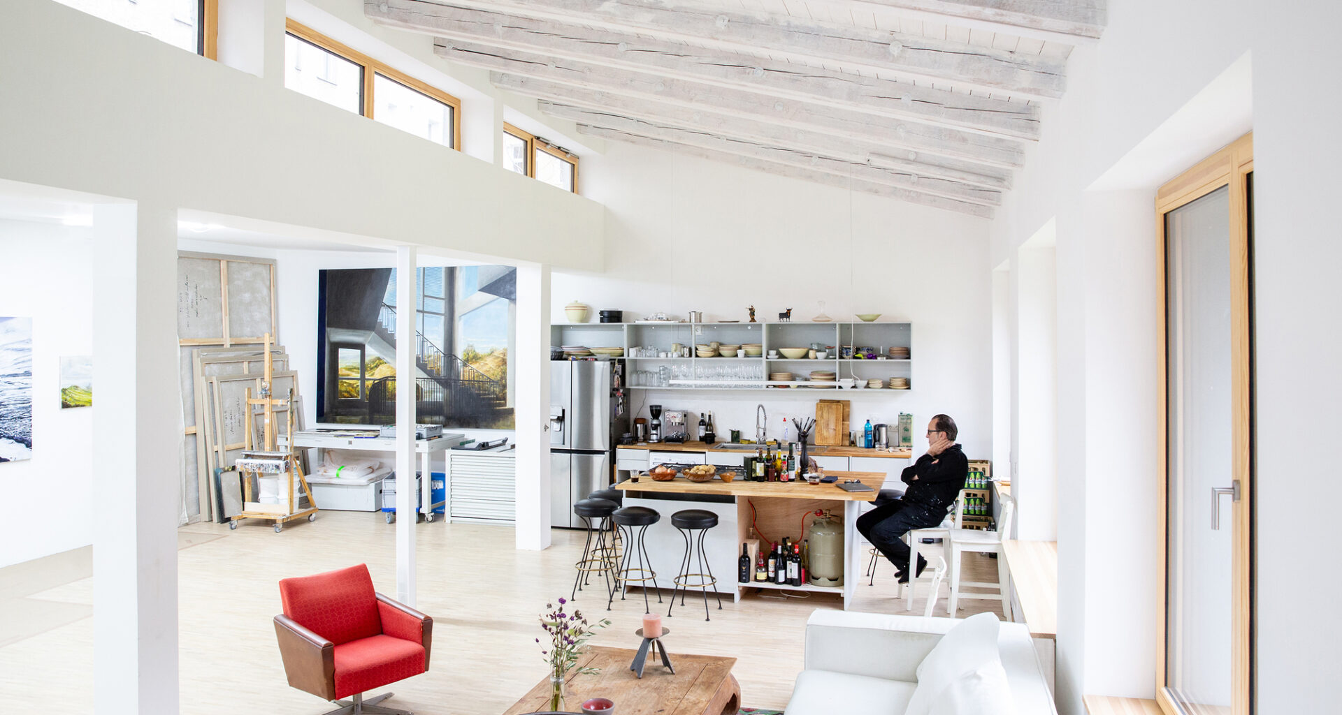 Conversion of an Old Locksmith Shop / ALAS Alarcon Linde Architects