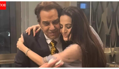 Ameesha Patel says Dharmendra’s family needs ‘time to grieve and we need to give them that’ |