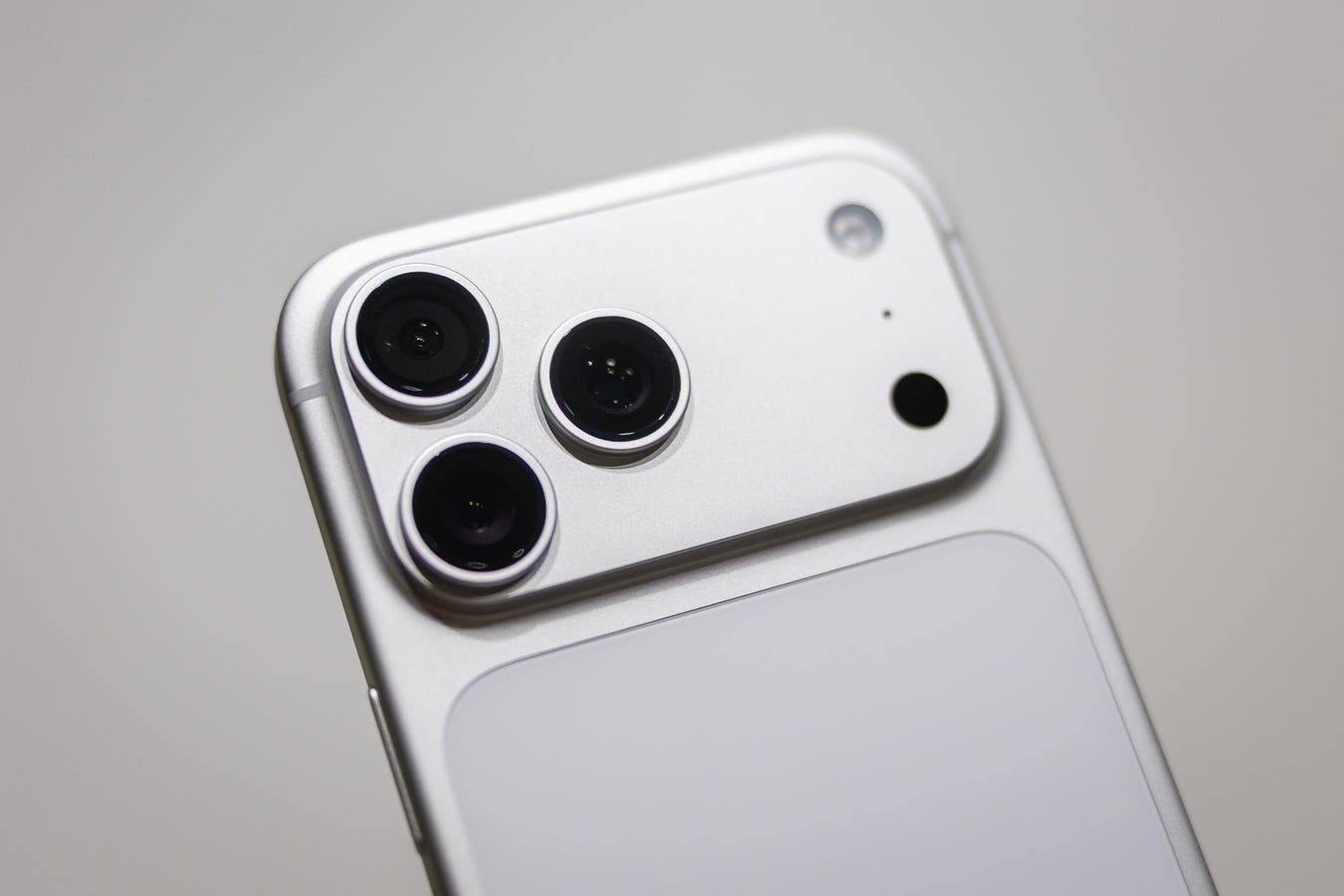 You Just Missed The Best iPhone 17 Black Friday Deal Of 2025