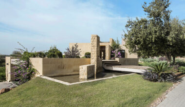 A House by an Architect, for Her Family / maisam architects